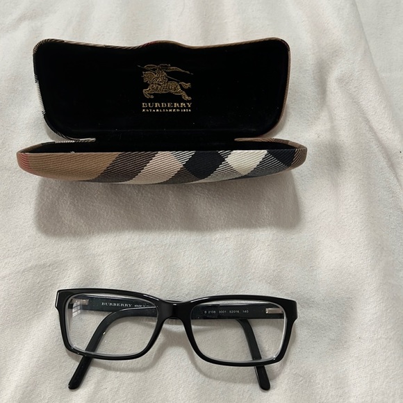 Burberry glasses frame - Picture 1 of 6